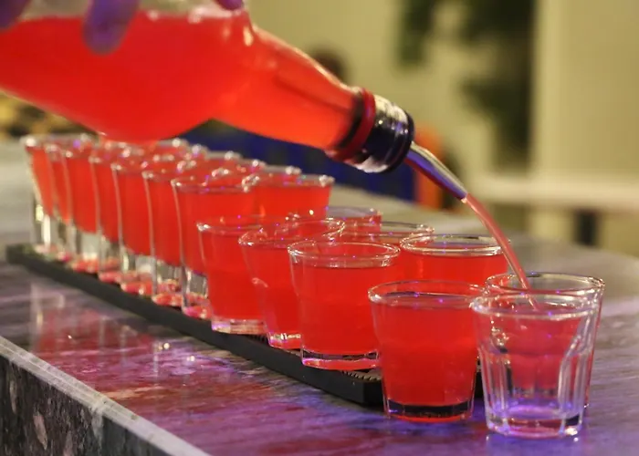 Gspot s & Love Triangles PizzeriaHostel